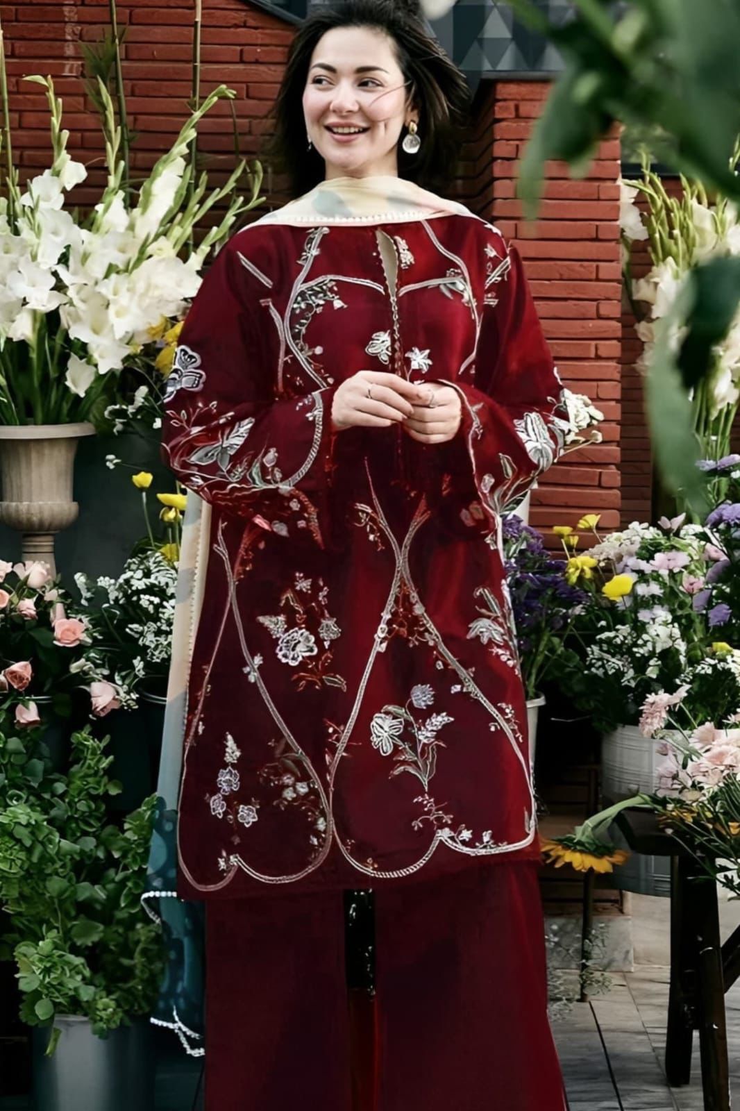 Premium Lawn 3PC Suit – Elegant Embroidery & Summer Comfort Volume L13