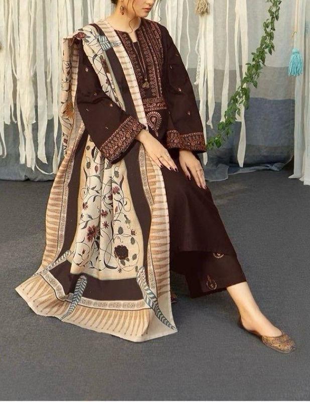 Premium Lawn 3PC Suit – Elegant Embroidery & Summer Comfort Volume LL-06