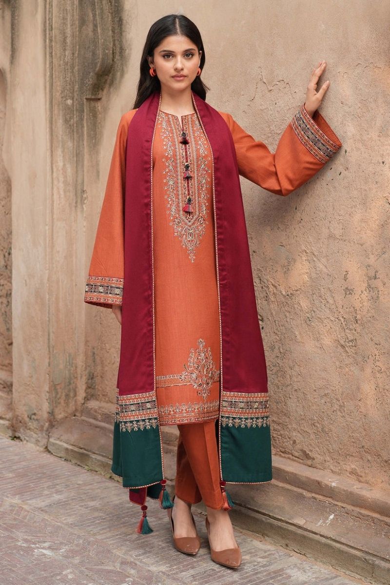 Premium Lawn 3PC Suit – Elegant Embroidery & Summer Comfort Volume L21